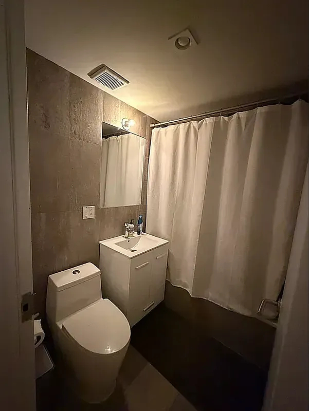 1433 Dekalb Avenue - Photo 12