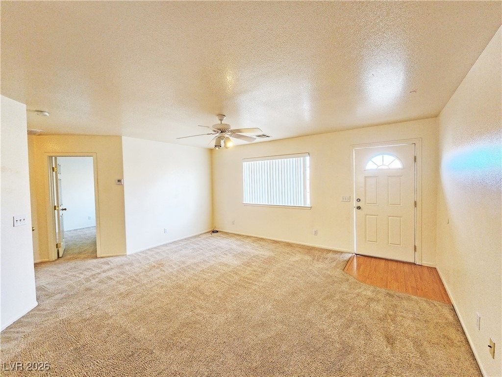 1850 Pershing Avenue - Photo 2