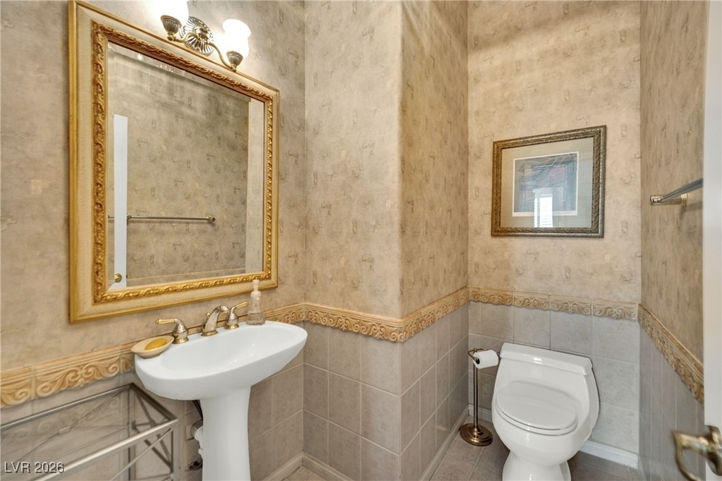 8012 Gothic Avenue - Photo 33