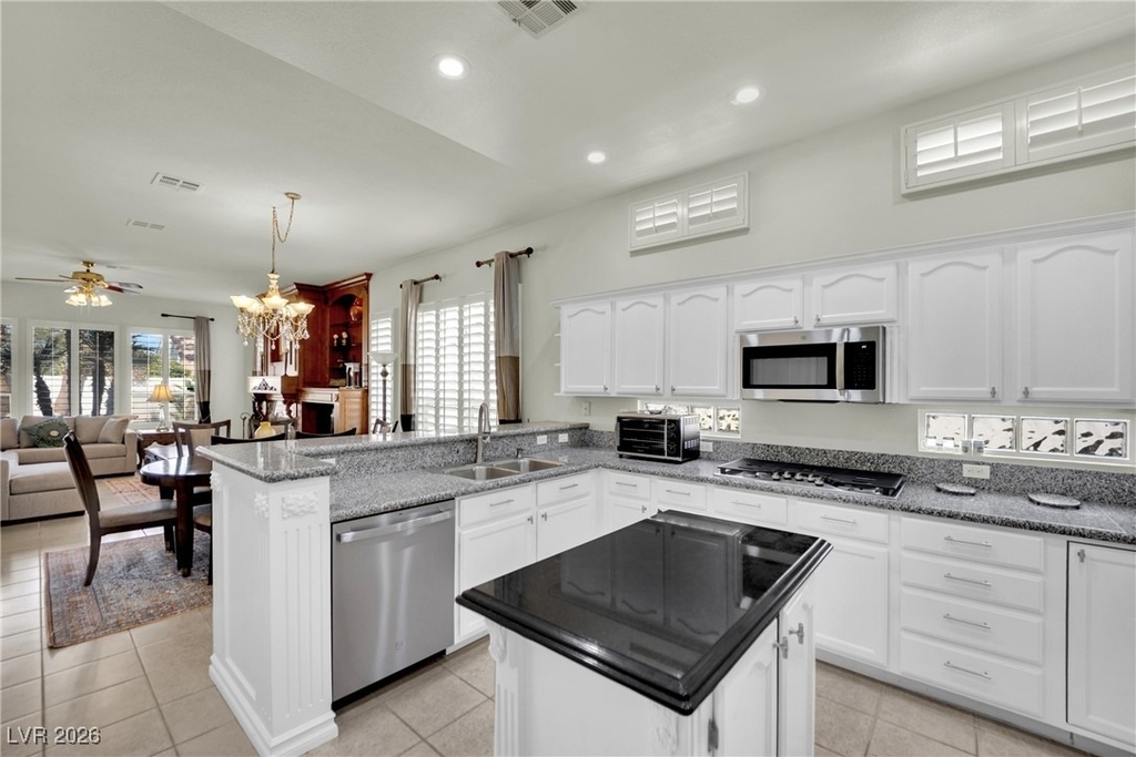 8012 Gothic Avenue - Photo 19