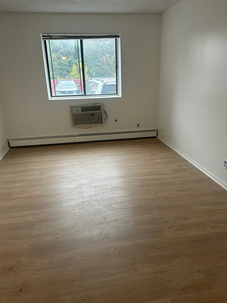56-11 Clover Place - Photo 6
