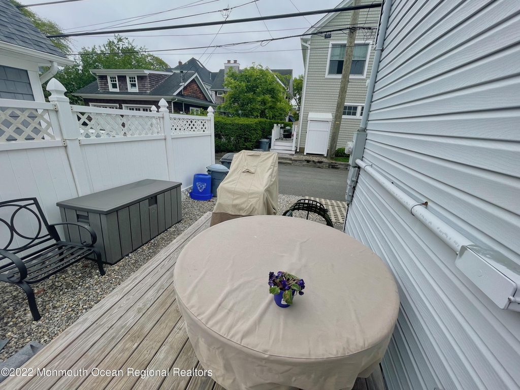 520 3rd Avenue - Photo 2