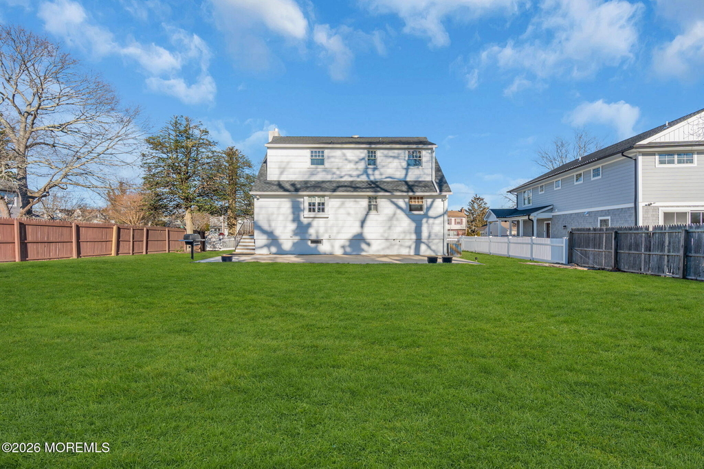723 Pitney Drive - Photo 28