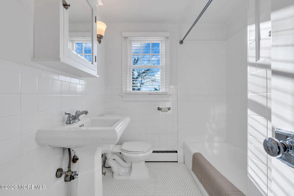 723 Pitney Drive - Photo 17