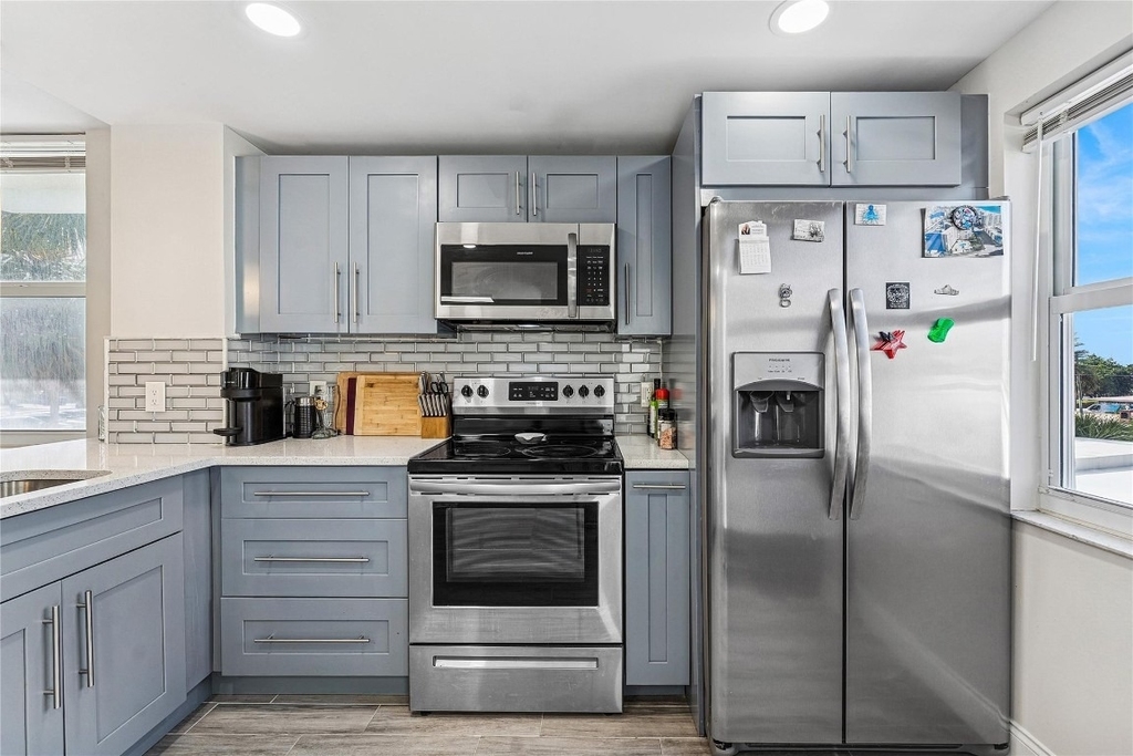 201 N Ocean Boulevard - Photo 6