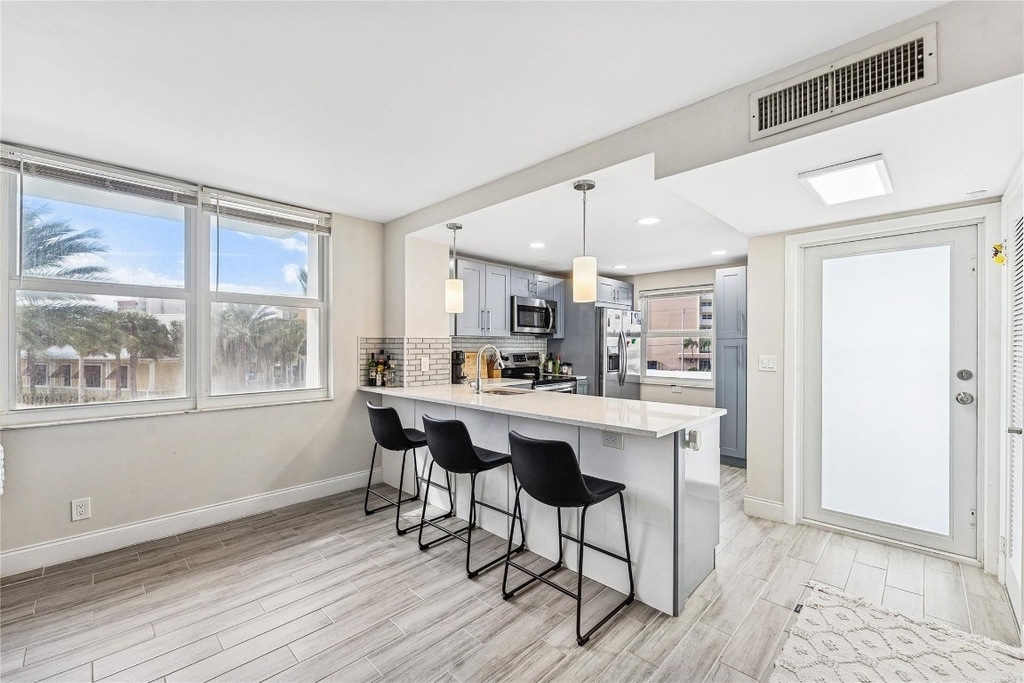 201 N Ocean Boulevard - Photo 5