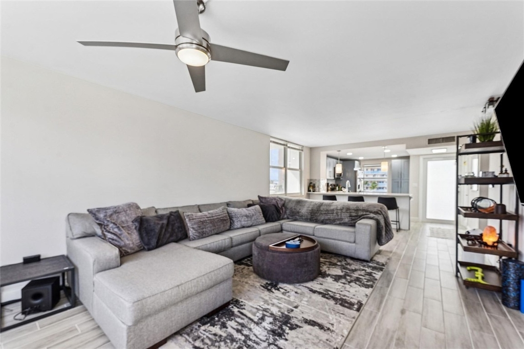 201 N Ocean Boulevard - Photo 15