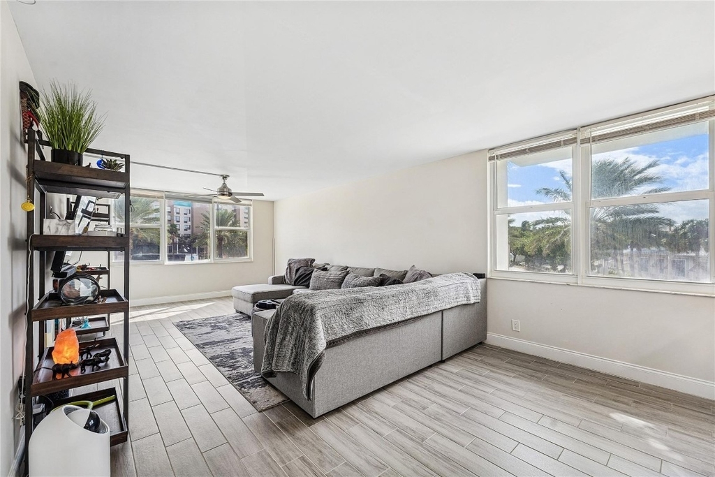 201 N Ocean Boulevard - Photo 11