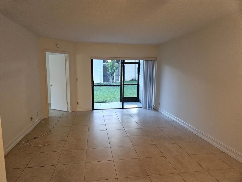 5583 Courtyard Drive - Photo 20
