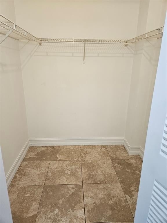 5583 Courtyard Drive - Photo 9