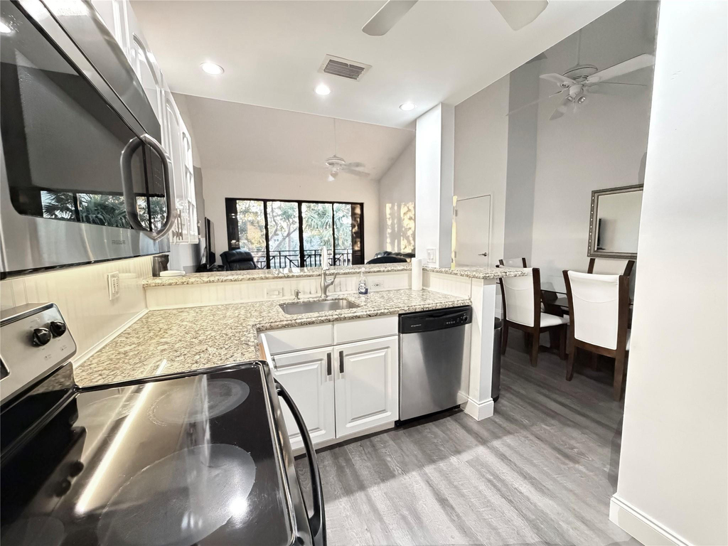 1645 S Ocean Lane - Photo 14