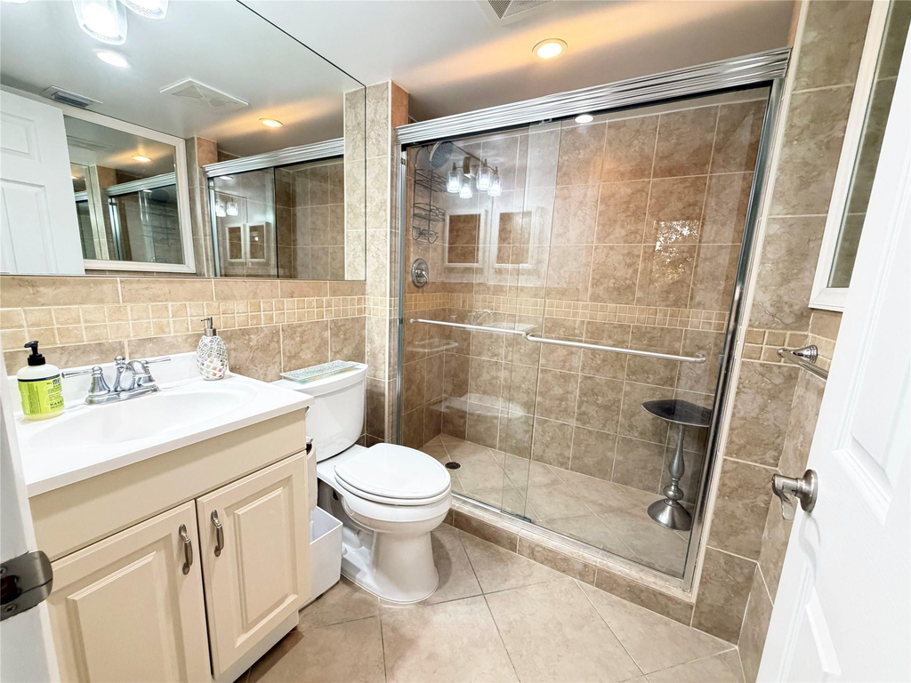 1645 S Ocean Lane - Photo 21