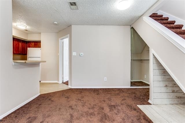 9833 Walnut Street - Photo 5