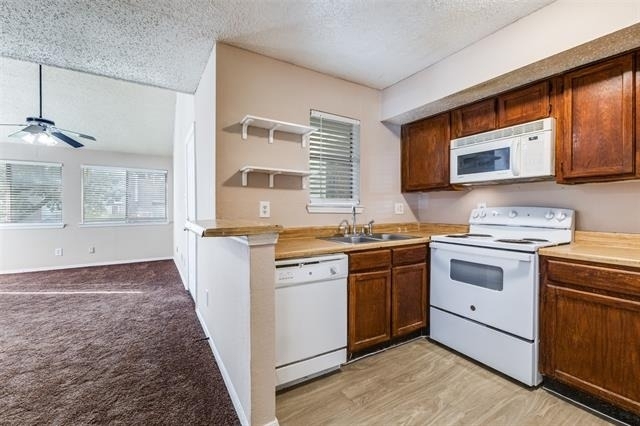 9833 Walnut Street - Photo 9