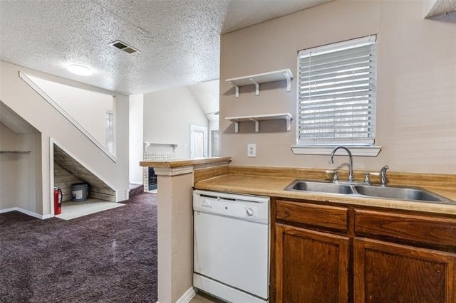 9833 Walnut Street - Photo 8