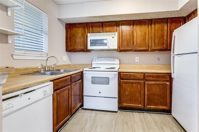 9833 Walnut Street - Photo 6