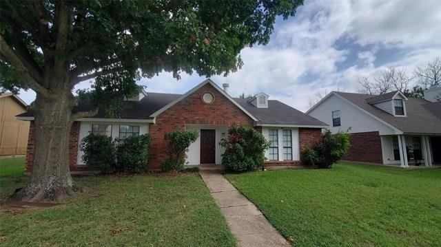 1125 Greenbriar Lane - Photo 0
