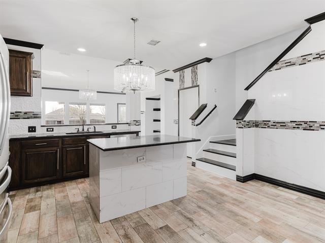 1733 Elm Street - Photo 4