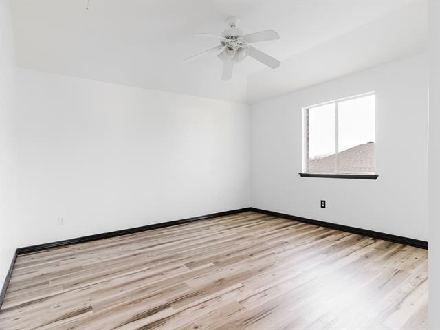 1733 Elm Street - Photo 17