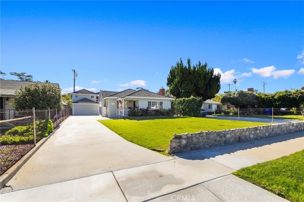3920 Elma Road - Photo 1