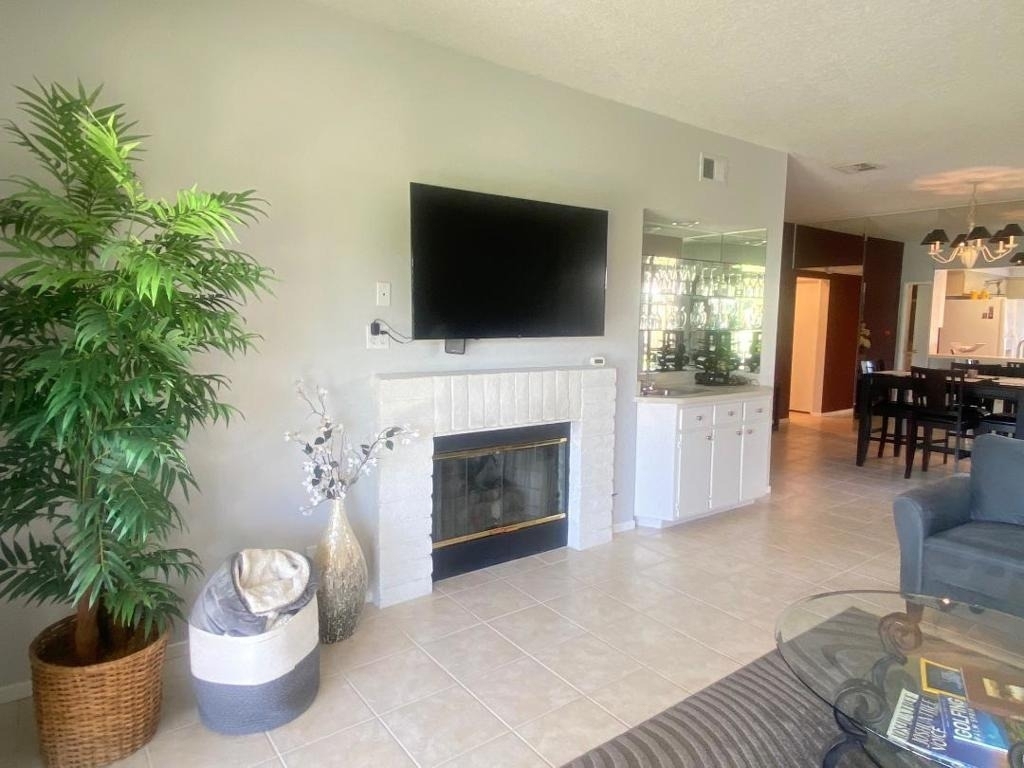 413 Desert Falls Drive N - Photo 2