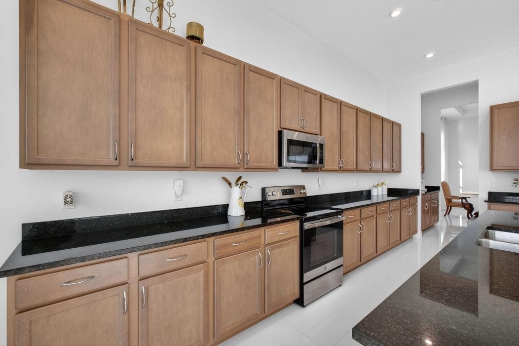 11460 Sw Pietra Way - Photo 14