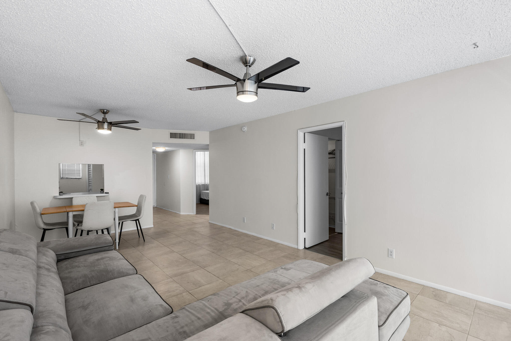 4501 Ne 21st Avenue - Photo 13