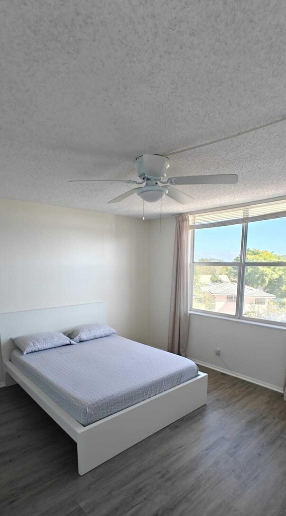 4501 Ne 21st Avenue - Photo 4
