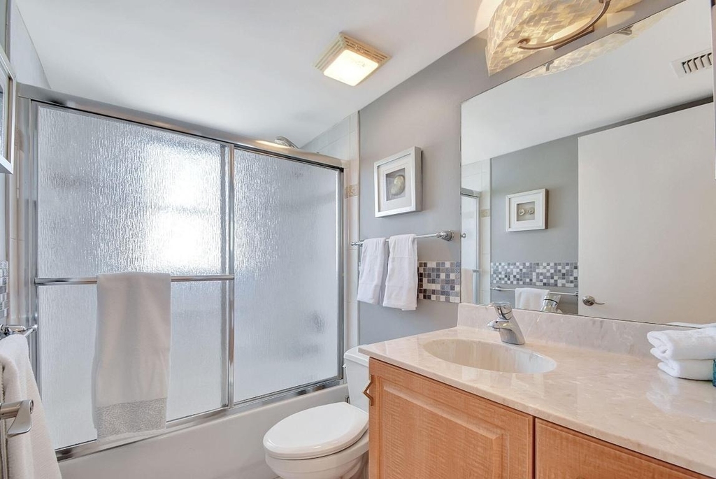 300 Jfk Drive - Photo 21