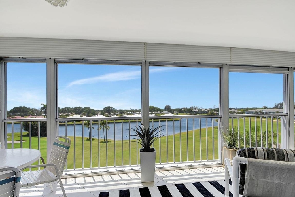 300 Jfk Drive - Photo 5
