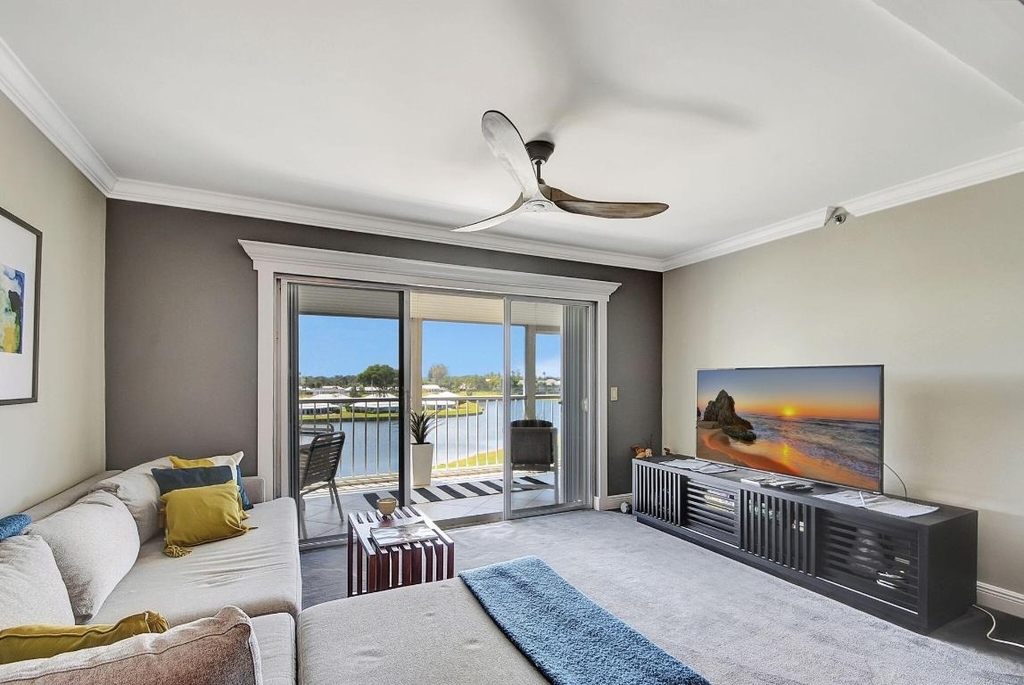300 Jfk Drive - Photo 17