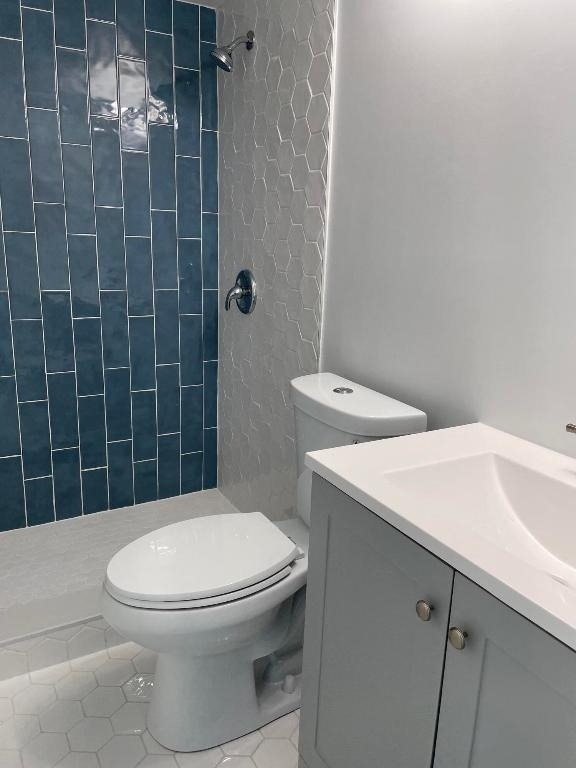 172 Sussex I - Photo 3