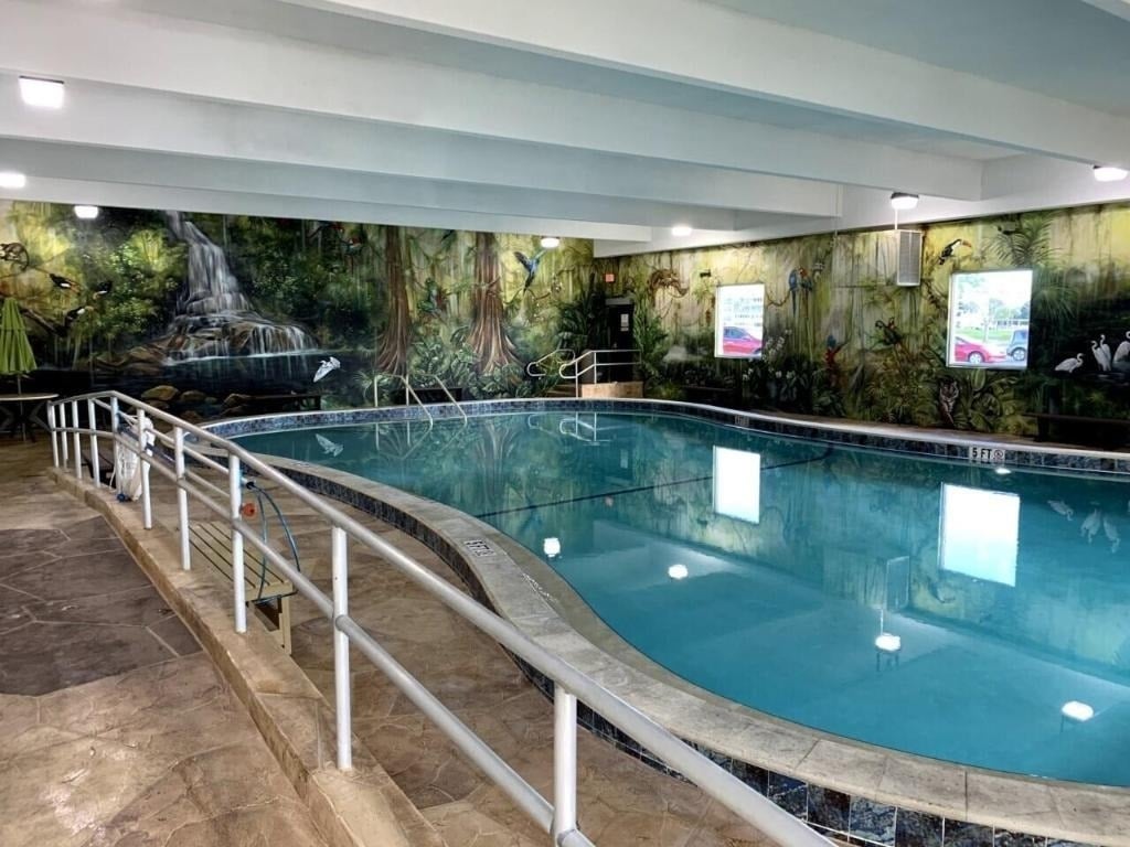 172 Sussex I - Photo 10