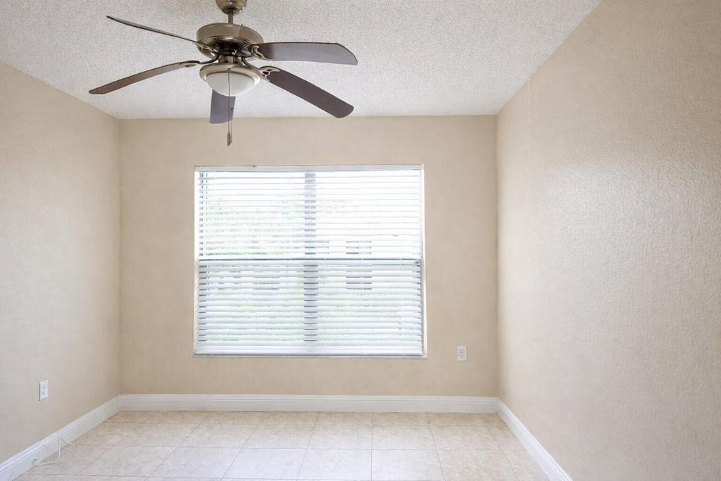 1542 Lake Crystal Drive - Photo 13