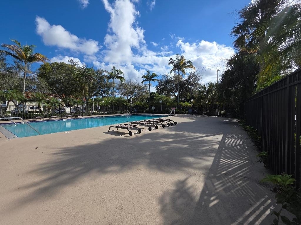 1542 Lake Crystal Drive - Photo 36
