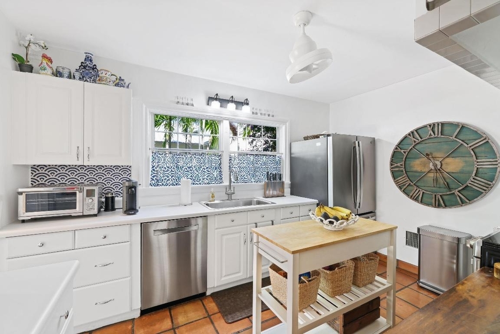 325 Greymon Drive - Photo 15