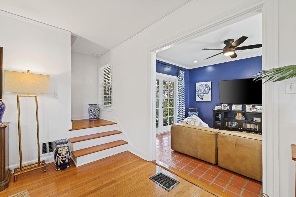 325 Greymon Drive - Photo 8