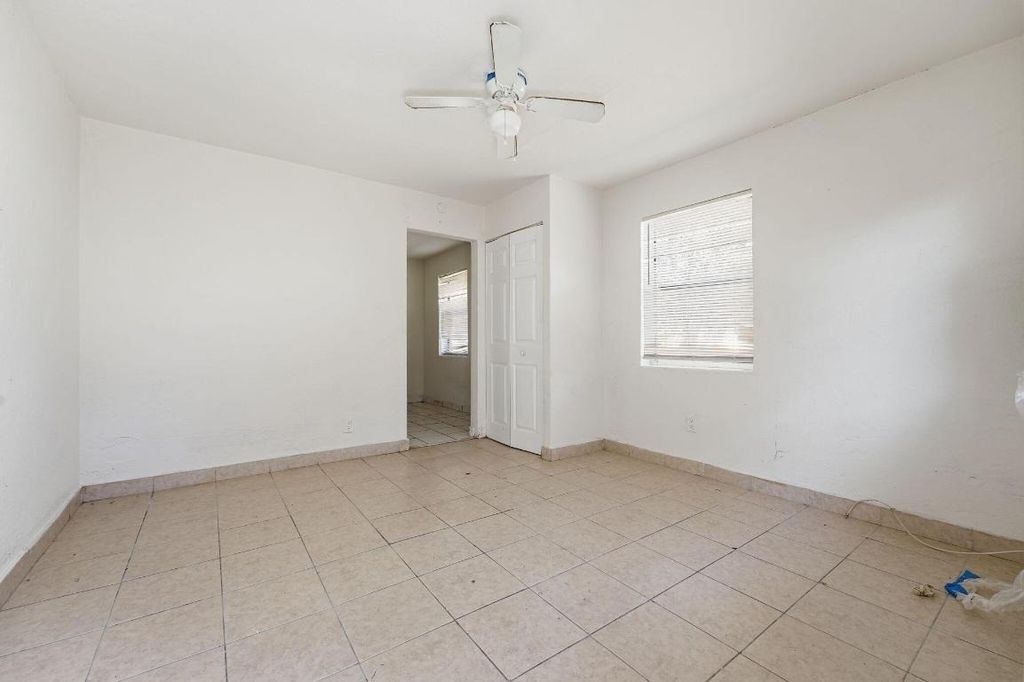 406 Nw 7th Court - Photo 5