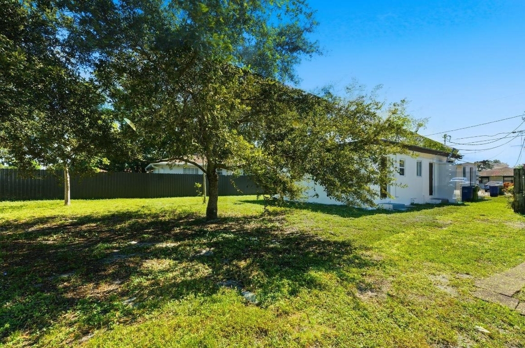 406 Nw 7th Court - Photo 11