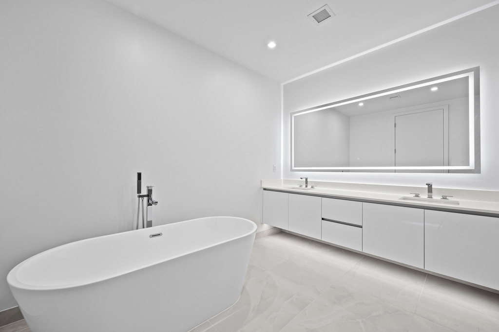 220 Lake Shore Drive - Photo 7