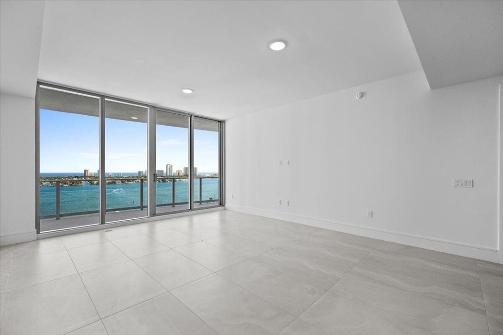 220 Lake Shore Drive - Photo 6