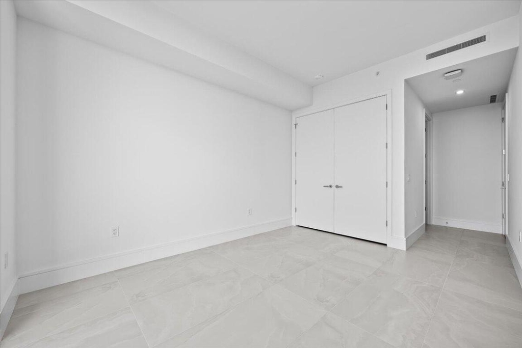 220 Lake Shore Drive - Photo 22