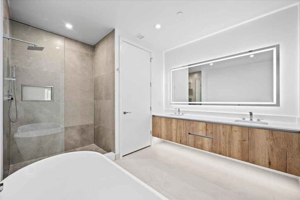 220 Lake Shore Drive - Photo 13