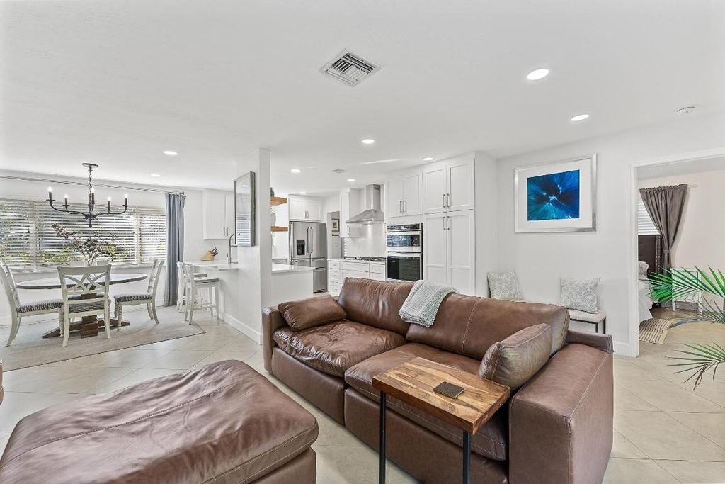 429 Inlet Road - Photo 2