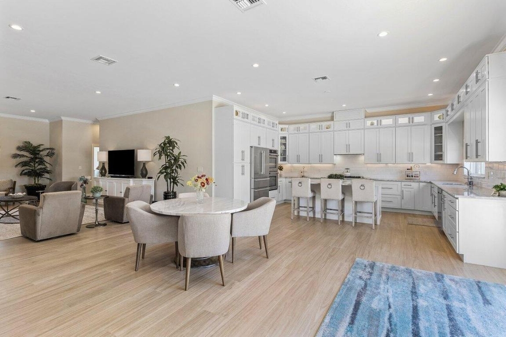 1008 Se 10th Court - Photo 13