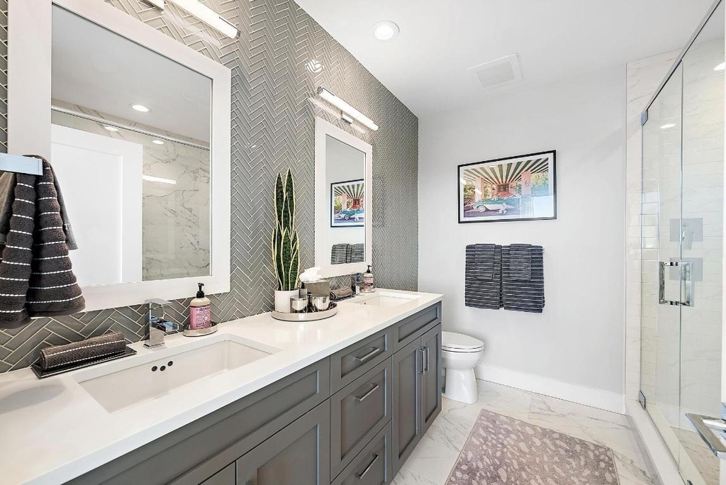 550 Okeechobee Boulevard - Photo 3