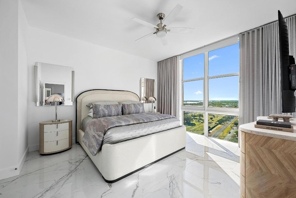 550 Okeechobee Boulevard - Photo 10