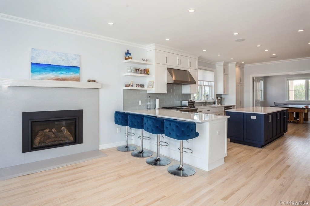 676 Dune Road - Photo 4
