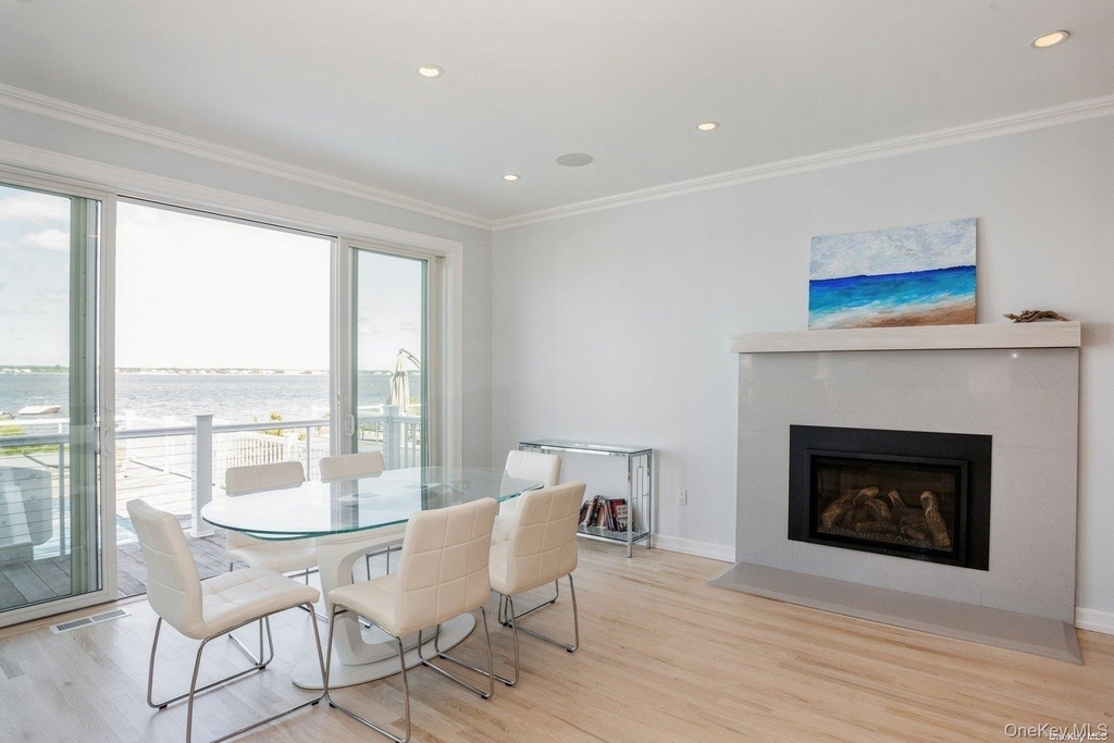 676 Dune Road - Photo 5