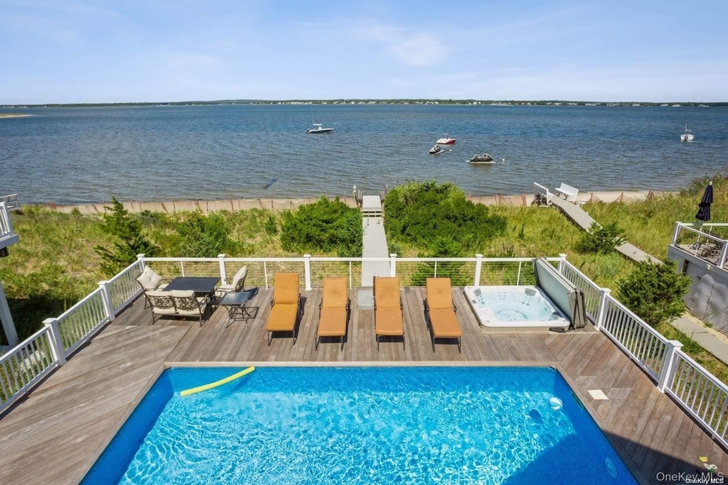 676 Dune Road - Photo 15